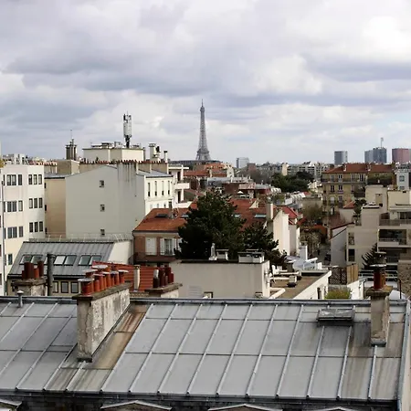 Comfortable Flat With View On The Eiffel Tower Boulogne-Billancourt