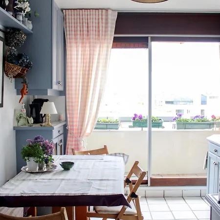 Comfortable Flat With View On The Eiffel Tower Appartement *